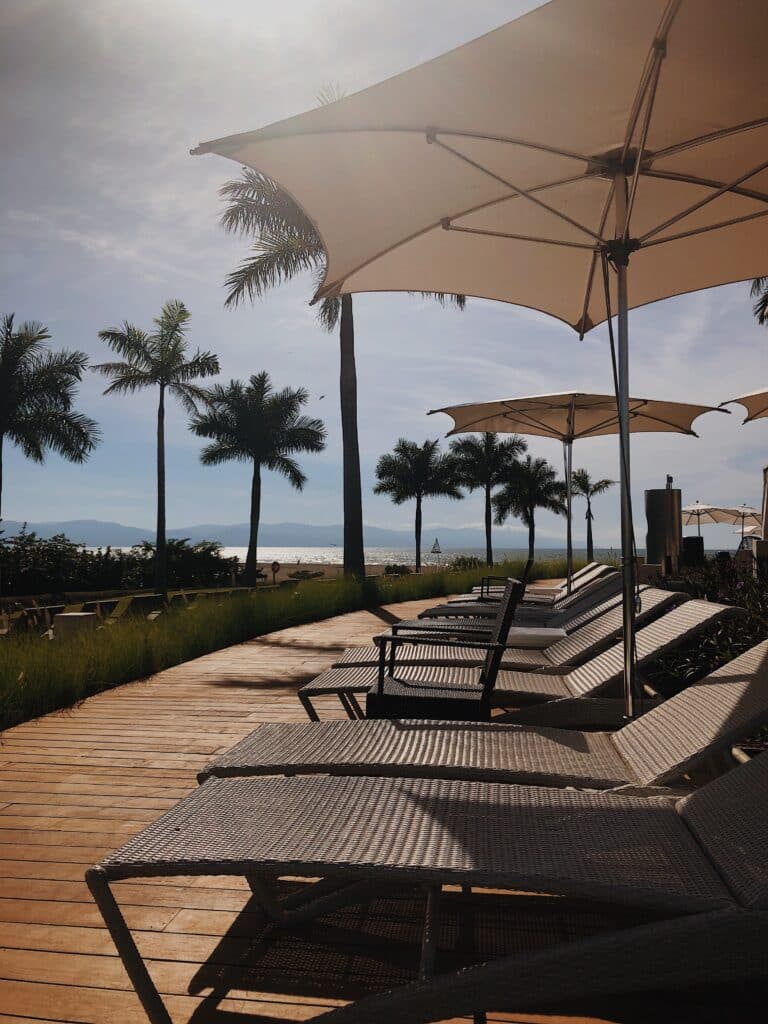 Turnkey custom furniture packages in Cabo sofia mejia iZKIFtHDOO8 unsplash