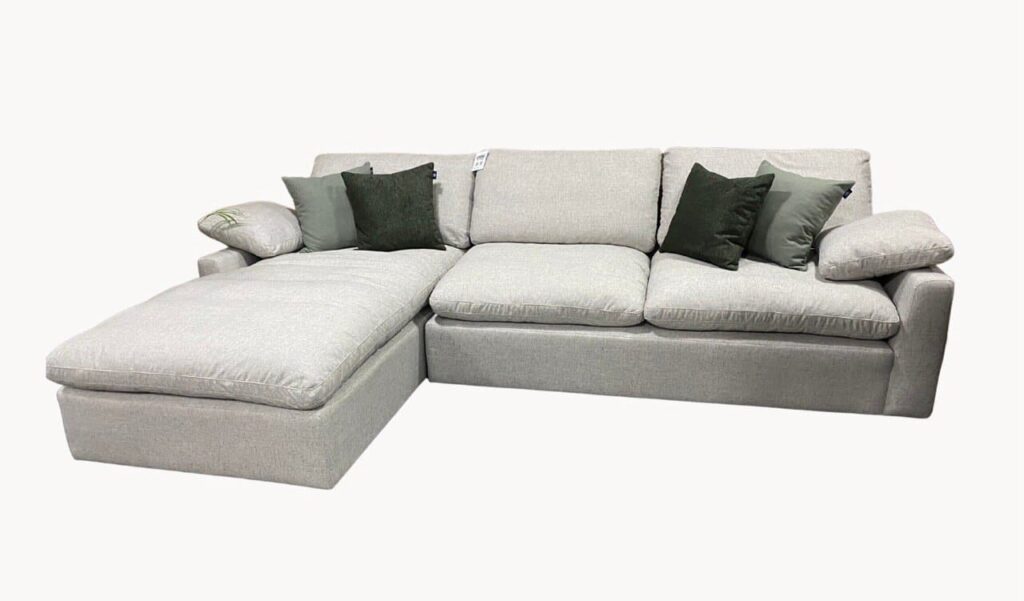 Turnkey custom furniture packages in Cabo LoringA